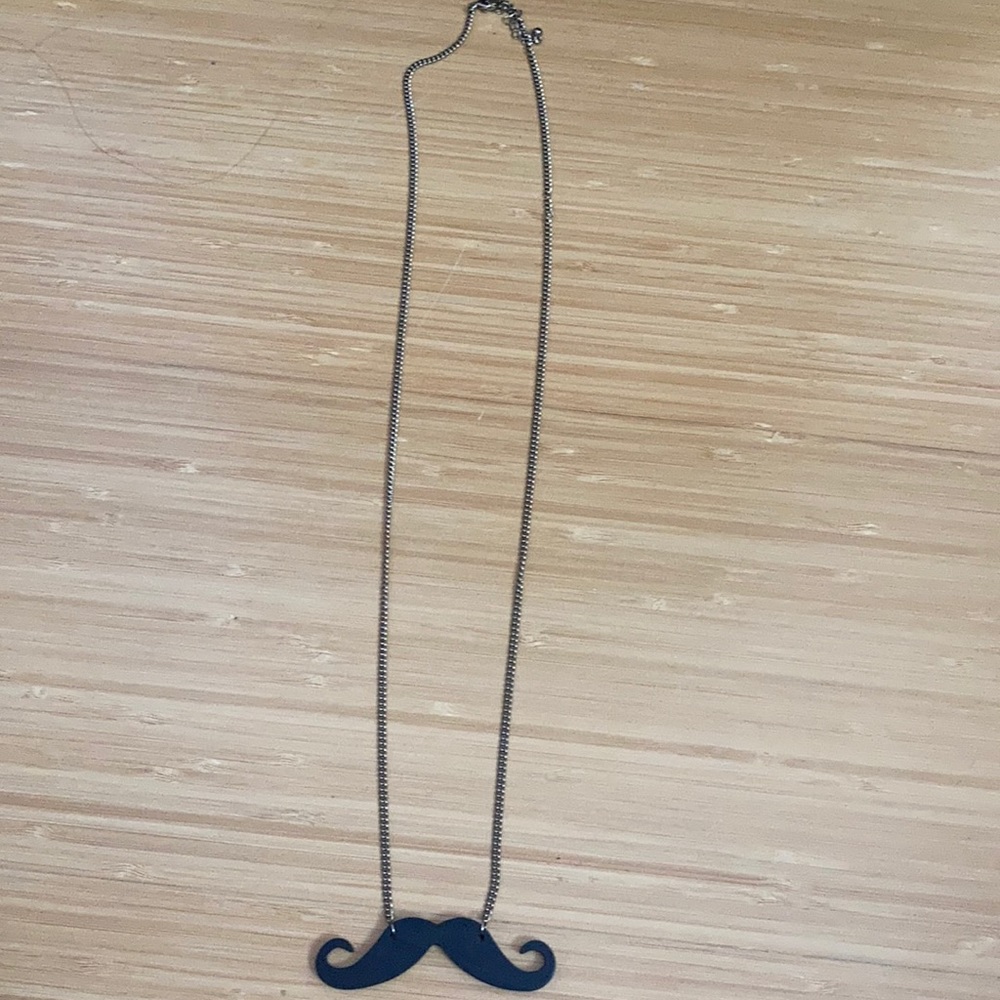 Mustache